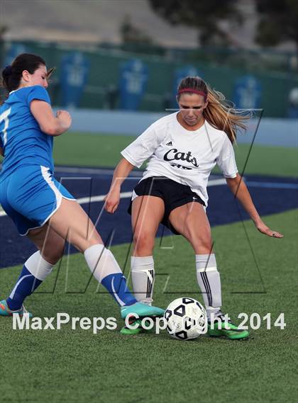 Thumbnail 3 in Los Gatos vs. Santa Clara (CIF CCS D1 Final) photogallery.