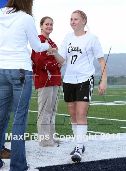 Thumbnail 2 in Los Gatos vs. Santa Clara (CIF CCS D1 Final) photogallery.
