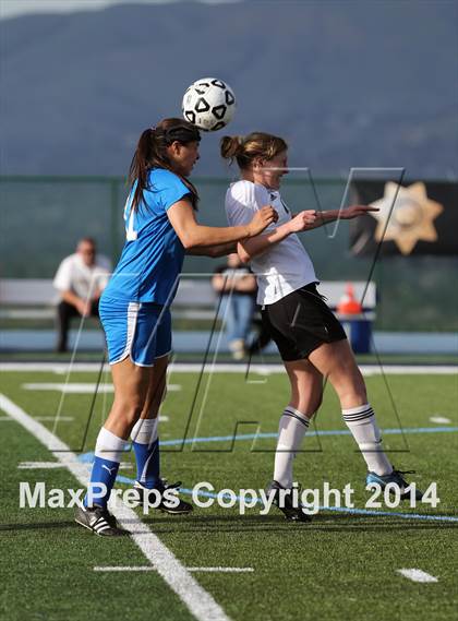 Thumbnail 3 in Los Gatos vs. Santa Clara (CIF CCS D1 Final) photogallery.