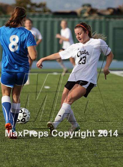 Thumbnail 3 in Los Gatos vs. Santa Clara (CIF CCS D1 Final) photogallery.