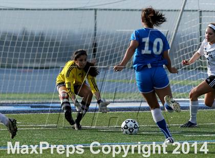 Thumbnail 1 in Los Gatos vs. Santa Clara (CIF CCS D1 Final) photogallery.