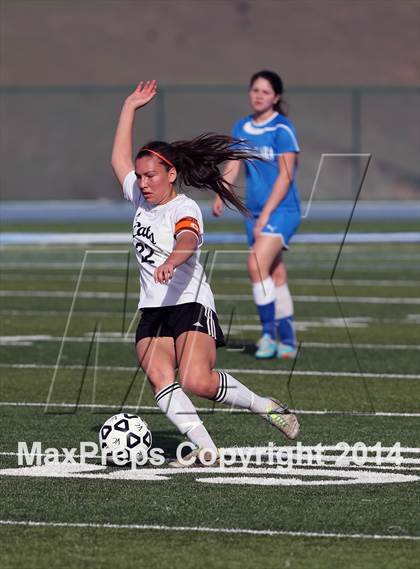 Thumbnail 2 in Los Gatos vs. Santa Clara (CIF CCS D1 Final) photogallery.