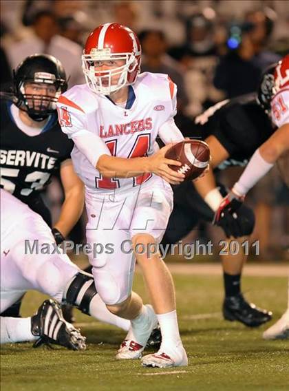 Thumbnail 3 in Orange Lutheran vs. Servite photogallery.