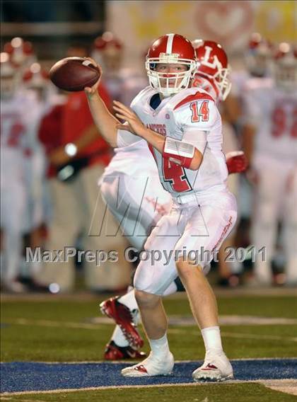 Thumbnail 3 in Orange Lutheran vs. Servite photogallery.