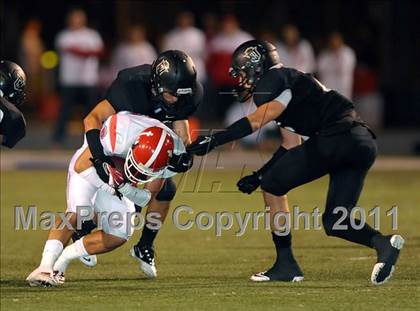 Thumbnail 3 in Orange Lutheran vs. Servite photogallery.