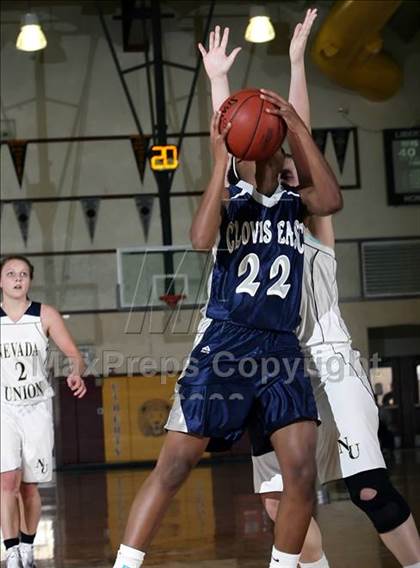 Thumbnail 3 in Nevada Union vs Clovis East (West Coast Jamboree) photogallery.