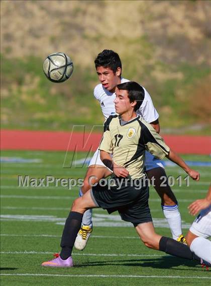 Thumbnail 2 in Serra vs. Chula Vista (San Diego City Tournament) photogallery.