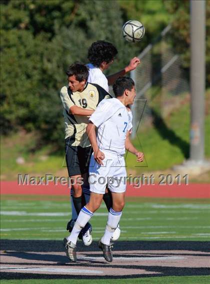 Thumbnail 2 in Serra vs. Chula Vista (San Diego City Tournament) photogallery.
