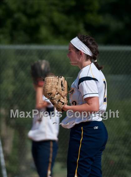 Thumbnail 2 in Southern Vance vs D.H. Conley (NCHSAA 3A Final) photogallery.