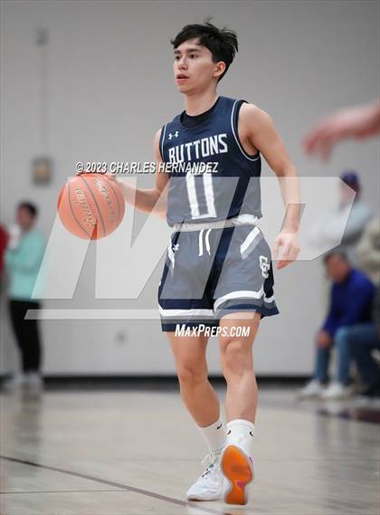 Thumbnail 2 in John Paul II vs. Central Catholic (TAPPS 6A Regional Final) photogallery.