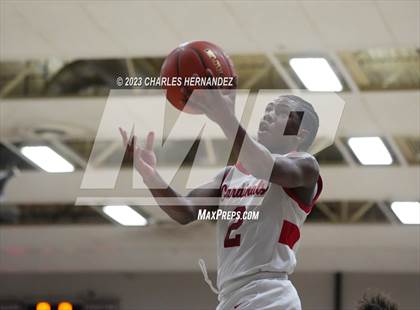 Thumbnail 3 in John Paul II vs. Central Catholic (TAPPS 6A Regional Final) photogallery.