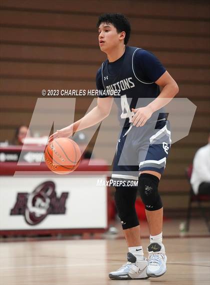 Thumbnail 1 in John Paul II vs. Central Catholic (TAPPS 6A Regional Final) photogallery.