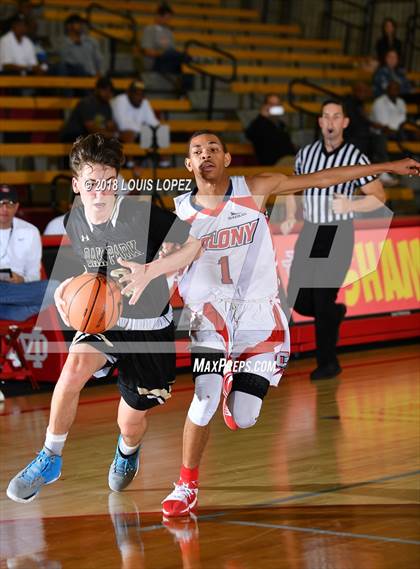 Thumbnail 1 in Oak Park vs. Colony (Nike Extravaganza) photogallery.