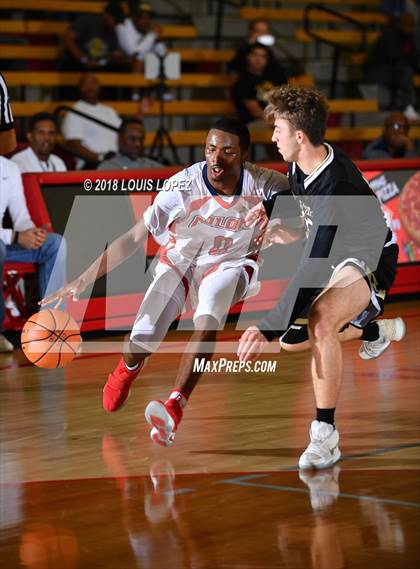 Thumbnail 2 in Oak Park vs. Colony (Nike Extravaganza) photogallery.