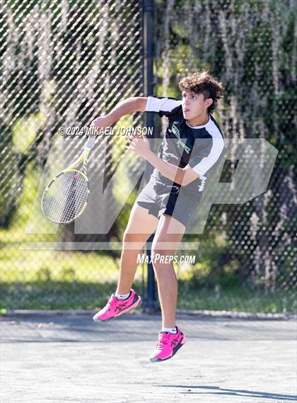 Thumbnail 1 in FHSAA 1A District 4 (Day 1) photogallery.