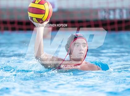 Thumbnail 2 in St. Mary's (freshman) @ Lincoln (JV) photogallery.