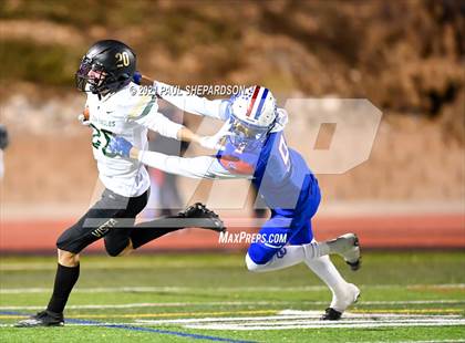 Thumbnail 2 in Mountain Vista @ Cherry Creek (CHSAA 2nd Round Playoff) photogallery.