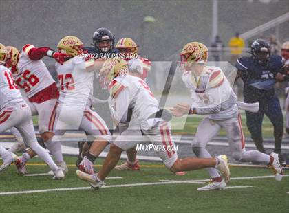 Thumbnail 3 in Half Hollow Hills West vs Eastport-South Manor photogallery.