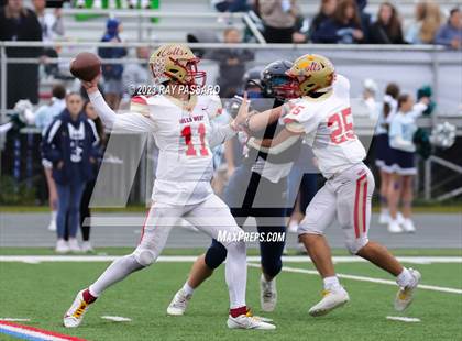 Thumbnail 1 in Half Hollow Hills West vs Eastport-South Manor photogallery.
