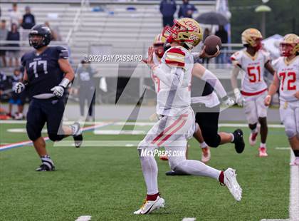 Thumbnail 2 in Half Hollow Hills West vs Eastport-South Manor photogallery.