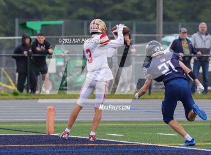 Thumbnail 3 in Half Hollow Hills West vs Eastport-South Manor photogallery.