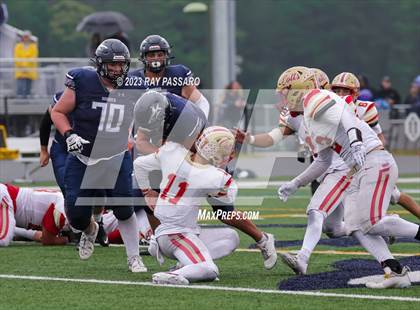 Thumbnail 2 in Half Hollow Hills West vs Eastport-South Manor photogallery.
