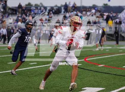 Thumbnail 2 in Half Hollow Hills West vs Eastport-South Manor photogallery.
