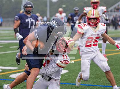 Thumbnail 3 in Half Hollow Hills West vs Eastport-South Manor photogallery.
