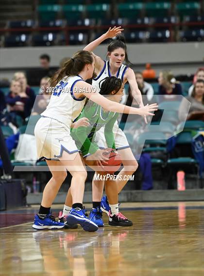 Thumbnail 2 in Doherty vs. Highlands Ranch (CHSAA 5A Great 8) photogallery.