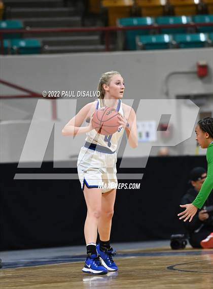 Thumbnail 2 in Doherty vs. Highlands Ranch (CHSAA 5A Great 8) photogallery.