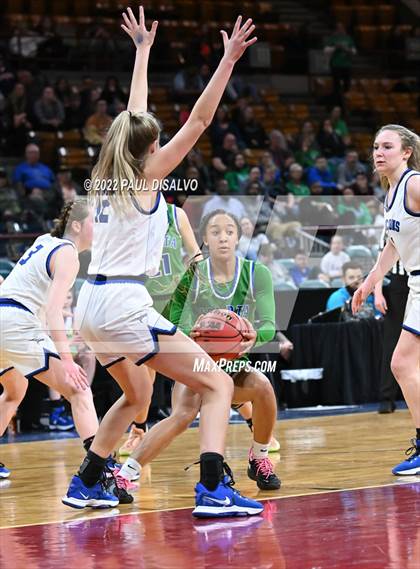Thumbnail 3 in Doherty vs. Highlands Ranch (CHSAA 5A Great 8) photogallery.