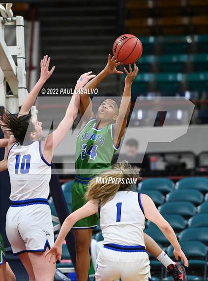 Thumbnail 1 in Doherty vs. Highlands Ranch (CHSAA 5A Great 8) photogallery.