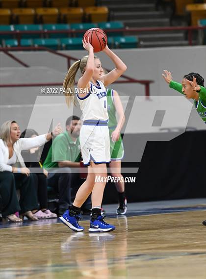 Thumbnail 2 in Doherty vs. Highlands Ranch (CHSAA 5A Great 8) photogallery.