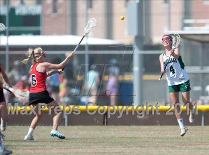 Thumbnail 3 in St. John's v Hockaday (D1 TGHSLL State Semifinal) photogallery.