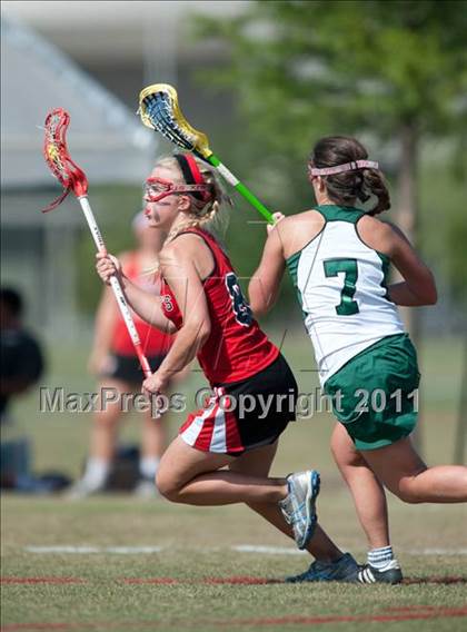 Thumbnail 2 in St. John's v Hockaday (D1 TGHSLL State Semifinal) photogallery.
