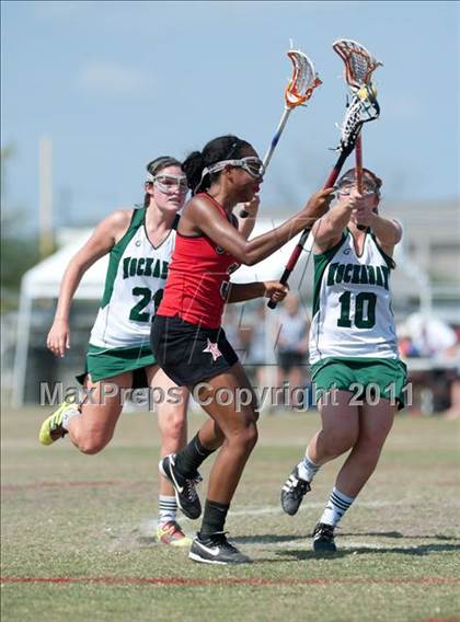 Thumbnail 3 in St. John's v Hockaday (D1 TGHSLL State Semifinal) photogallery.