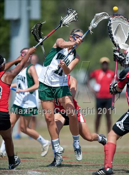 Thumbnail 1 in St. John's v Hockaday (D1 TGHSLL State Semifinal) photogallery.