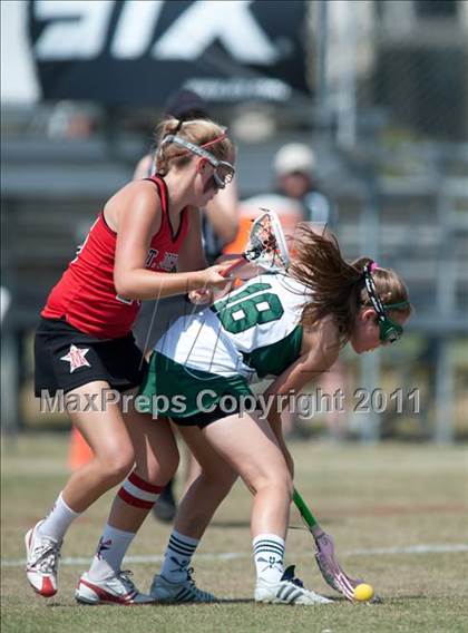 Thumbnail 2 in St. John's v Hockaday (D1 TGHSLL State Semifinal) photogallery.