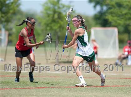 Thumbnail 2 in St. John's v Hockaday (D1 TGHSLL State Semifinal) photogallery.