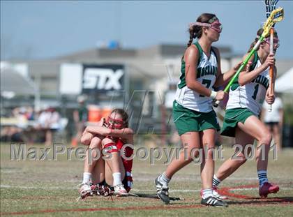Thumbnail 1 in St. John's v Hockaday (D1 TGHSLL State Semifinal) photogallery.
