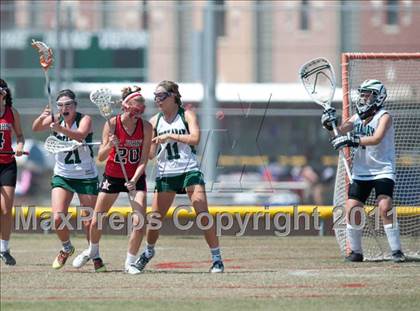 Thumbnail 2 in St. John's v Hockaday (D1 TGHSLL State Semifinal) photogallery.