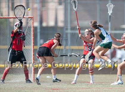 Thumbnail 1 in St. John's v Hockaday (D1 TGHSLL State Semifinal) photogallery.