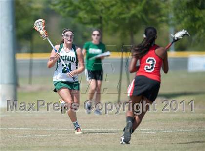 Thumbnail 1 in St. John's v Hockaday (D1 TGHSLL State Semifinal) photogallery.