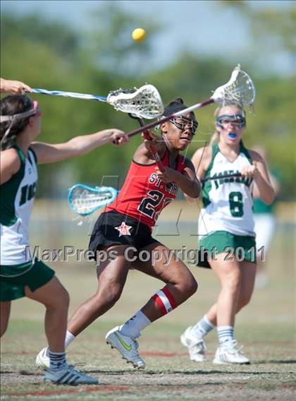Thumbnail 2 in St. John's v Hockaday (D1 TGHSLL State Semifinal) photogallery.