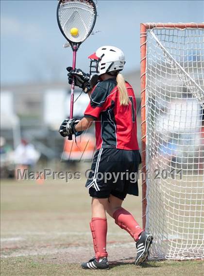 Thumbnail 2 in St. John's v Hockaday (D1 TGHSLL State Semifinal) photogallery.