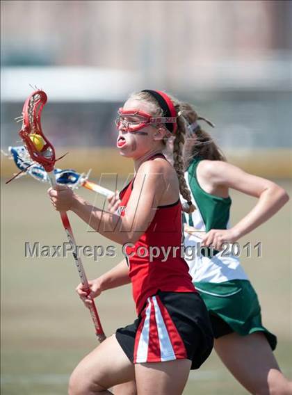 Thumbnail 1 in St. John's v Hockaday (D1 TGHSLL State Semifinal) photogallery.