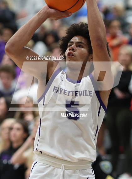 Thumbnail 3 in Rogers @ Fayetteville photogallery.