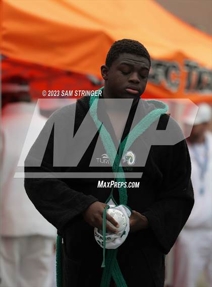 Thumbnail 2 in Garces Memorial @ Clovis (CIF NorCal Regional Divison 3 Final) photogallery.