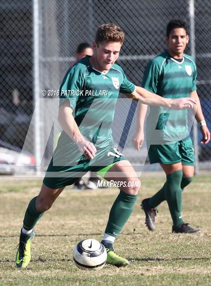 Thumbnail 3 in Ponderosa @ Granite Bay Varsity Soccer photogallery.