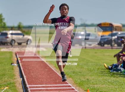 Thumbnail 3 in Lake Houston Conquerors Invitational (Triple Jump) photogallery.
